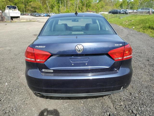 1VWBV7A35FC030370 - 2015 VOLKSWAGEN PASSAT SE BLUE photo 6