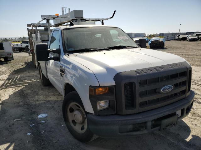 1FDWF30568EC89580 - 2008 FORD F350 SRW SUPER DUTY WHITE photo 4