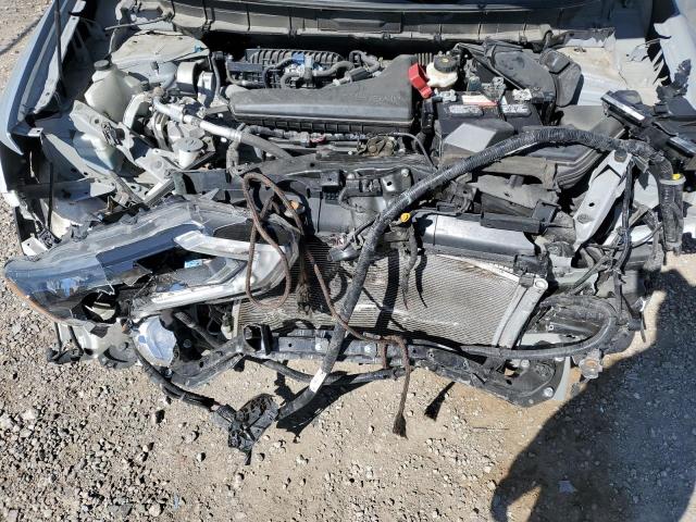 5N1AT2MT0JC816777 - 2018 NISSAN ROGUE S SILVER photo 11