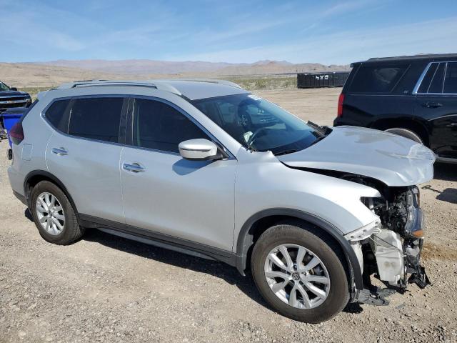 5N1AT2MT0JC816777 - 2018 NISSAN ROGUE S SILVER photo 4