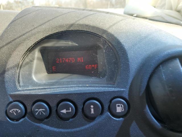 2G2WR524141145978 - 2004 PONTIAC GRAND PRIX GTP WHITE photo 9