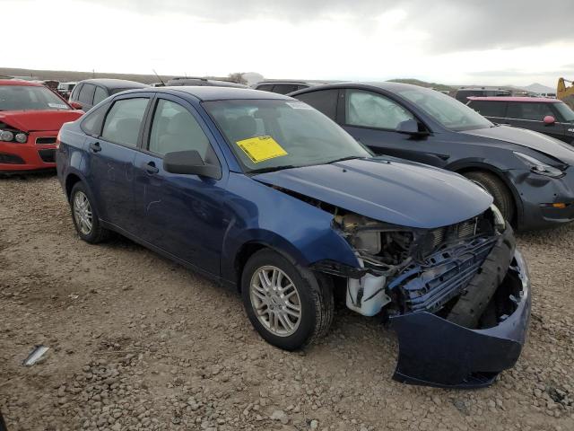 1FAHP35N29W266219 - 2009 FORD FOCUS SE BLUE photo 4