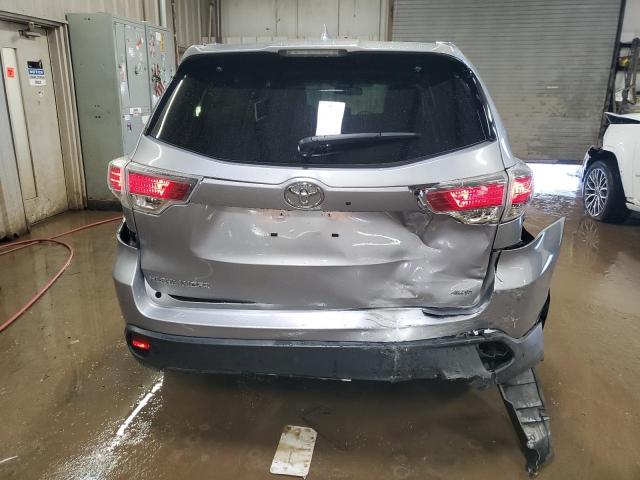 5TDJKRFH9GS276510 - 2016 TOYOTA HIGHLANDER XLE 银色 照片 6