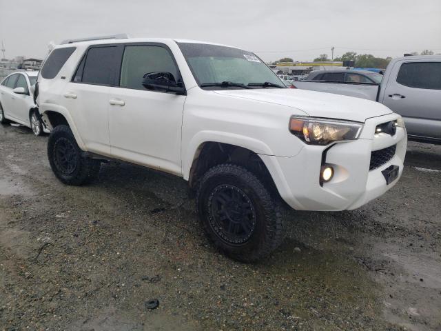 JTEBU5JR4J5577086 - 2018 TOYOTA 4RUNNER SR5/SR5 PREMIUM 白色 照片 4