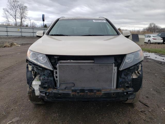 5XYKTDA23BG091012 - 2011 KIA SORENTO BASE CREAM photo 5