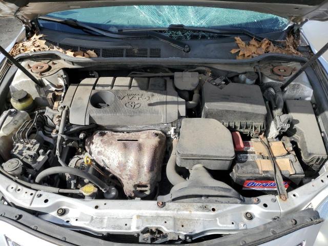 4T4BF3EK1BR216682 - 2011 TOYOTA CAMRY BASE SILVER photo 11