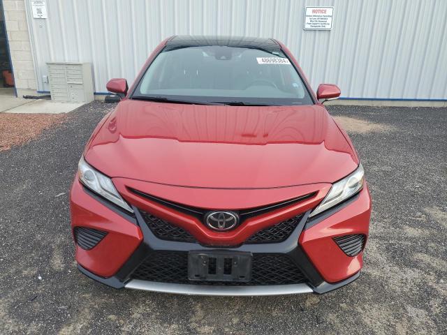 4T1B61HK6KU285832 - 2019 TOYOTA CAMRY XSE RED photo 5