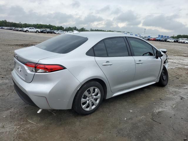 5YFB4MDE7RP123176 - 2024 TOYOTA COROLLA LE SILVER photo 3