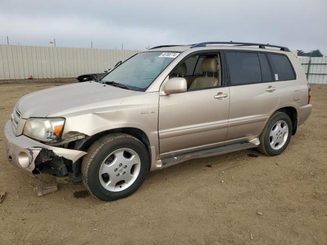 2004 TOYOTA HIGHLANDER, 