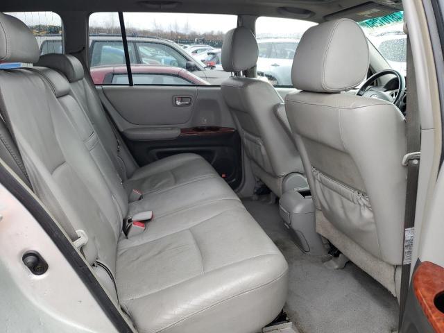 JTEEP21A840051705 - 2004 TOYOTA HIGHLANDER SILVER photo 11