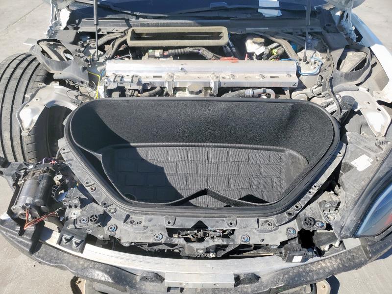 5YJSA1E59NF476837 - 2022 TESLA MODEL S Սպիտակ լուսանկար 11