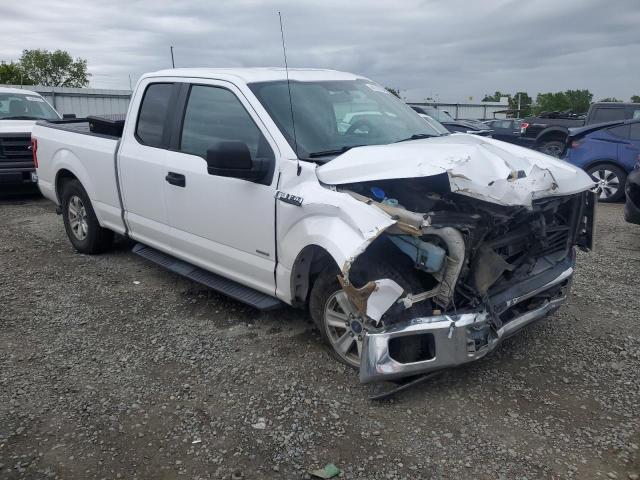 1FTEX1CPXFKD91817 - 2015 FORD F150 SUPER CAB WHITE photo 4