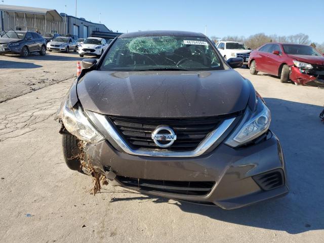 1N4AL3AP4HN323156 - 2017 NISSAN ALTIMA 2.5 GRAY photo 5