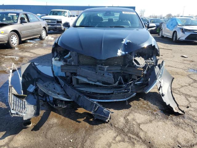 3LN6L2J94DR809710 - 2013 LINCOLN MKZ BLACK photo 5