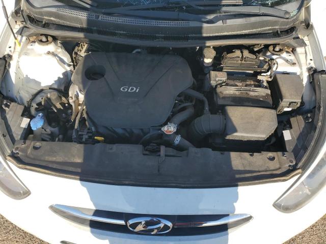 KMHCT5AE6GU238591 - 2016 HYUNDAI ACCENT SE WHITE photo 11