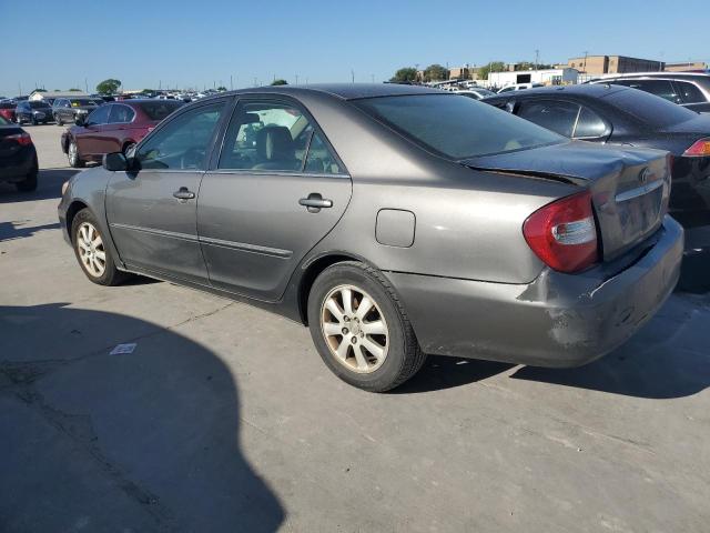 4T1BE30K93U738773 - 2003 TOYOTA CAMRY LE GRAY photo 2