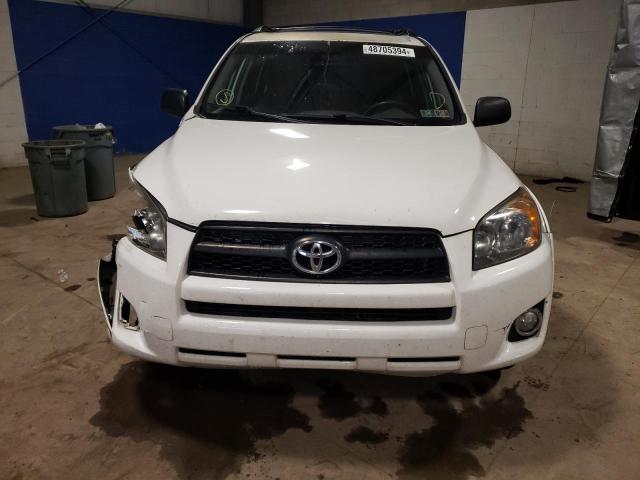 JTMRF4DV6B5049261 - 2011 TOYOTA RAV4 SPORT WHITE photo 5