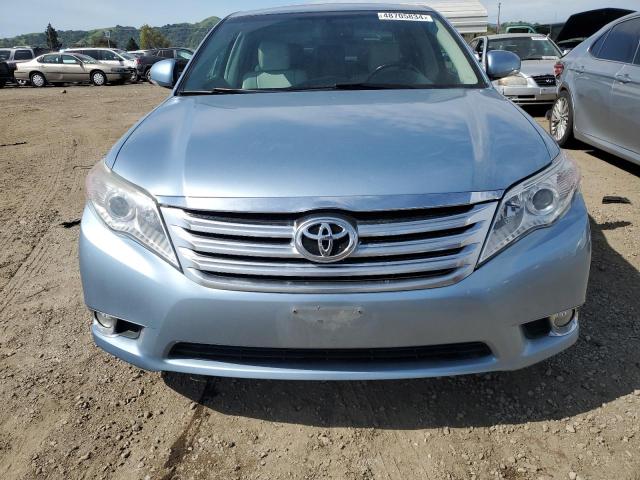 4T1BK3DB0CU467864 - 2012 TOYOTA AVALON BASE BLUE photo 5