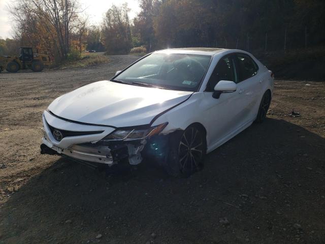 4T1G11BK4LU005145 - 2020 TOYOTA CAMRY SE WHITE photo 2