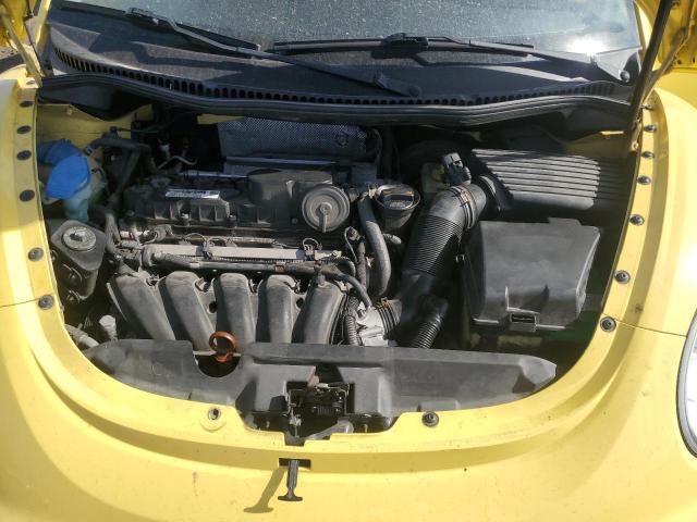 3VWPW3AGXAM018270 - 2010 VOLKSWAGEN NEW BEETLE Gelb Foto 11