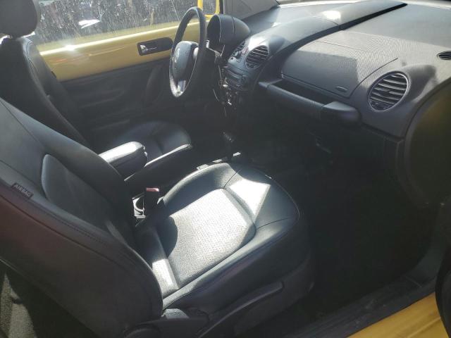 3VWPW3AGXAM018270 - 2010 VOLKSWAGEN NEW BEETLE Gelb Foto 8