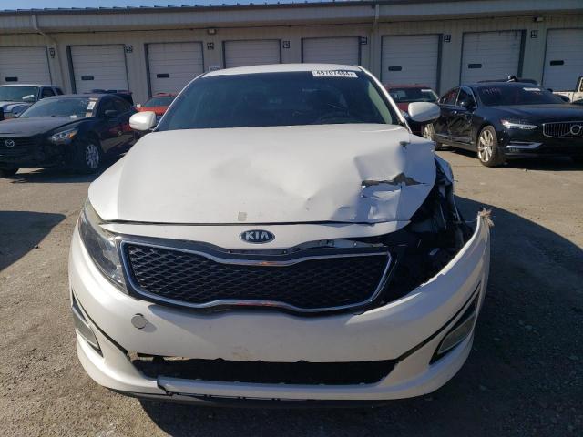 KNAGM4A71F5658375 - 2015 KIA OPTIMA LX WHITE photo 5