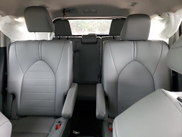 5TDGZRAH3MS040640 - 2021 TOYOTA HIGHLANDER XLE 银色 照片 10