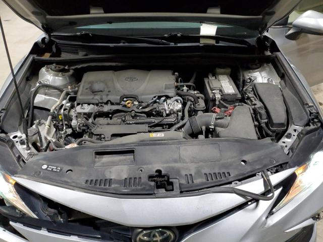 4T1C11AK4NU630647 - 2022 TOYOTA CAMRY LE GRAY photo 11