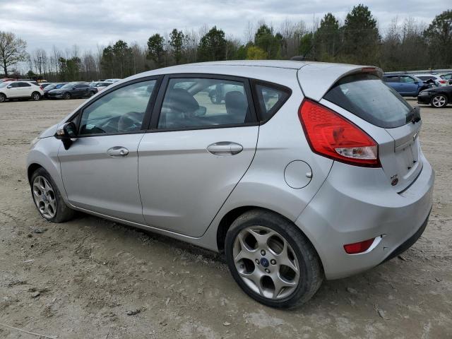 3FADP4FJXCM171608 - 2012 FORD FIESTA SES SILVER photo 2