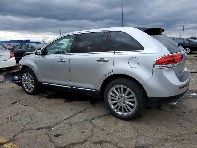 2LMDJ8JK6BBJ34350 - 2011 LINCOLN MKX SILVER photo 2