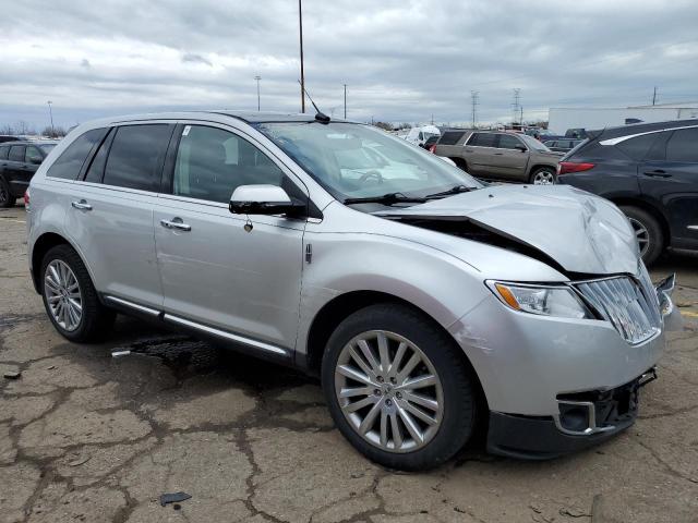 2LMDJ8JK6BBJ34350 - 2011 LINCOLN MKX SILVER photo 4