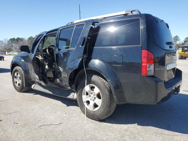 5N1AR18W65C744275 - 2005 NISSAN PATHFINDER LE შავი ფოტო 2