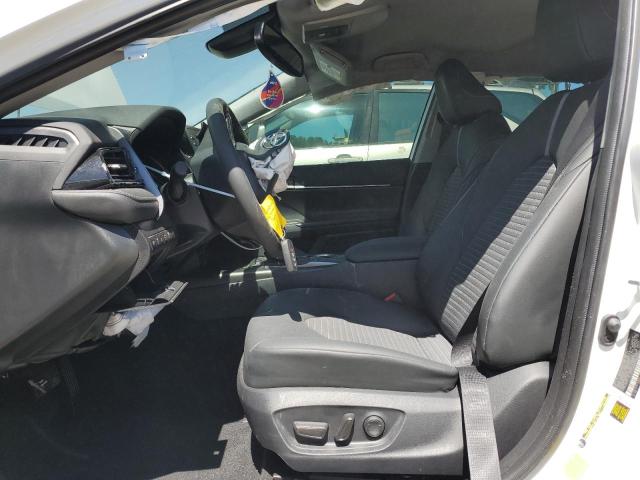 4T1T11AK9PU784323 - 2023 TOYOTA CAMRY SE NIGHT SHADE WHITE photo 7