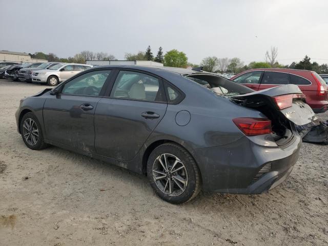 3KPF24AD0NE464112 - 2022 KIA FORTE FE GRAY photo 2