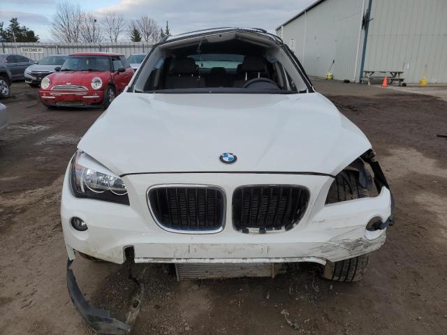 WBAVL1C5XFVY37499 - 2015 BMW X1 XDRIVE28I WHITE photo 5