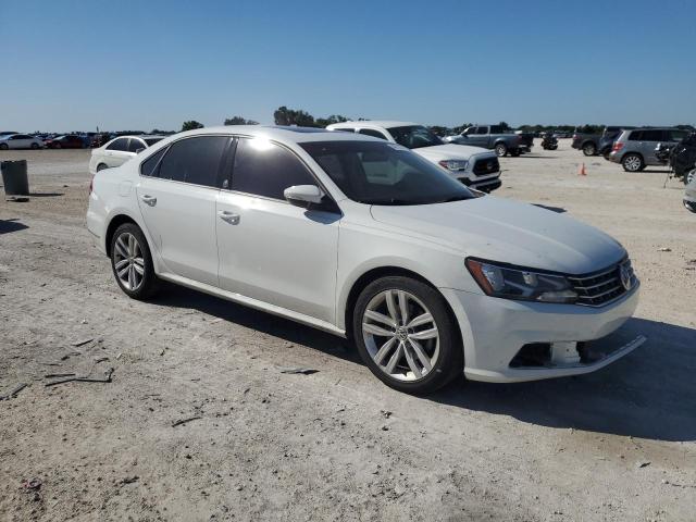 1VWLA7A35KC002546 - 2019 VOLKSWAGEN PASSAT WOLFSBURG WHITE photo 4