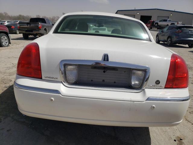 1LNHM81WX5Y663332 - 2005 LINCOLN TOWN CAR SIGNATURE 白色 照片 6