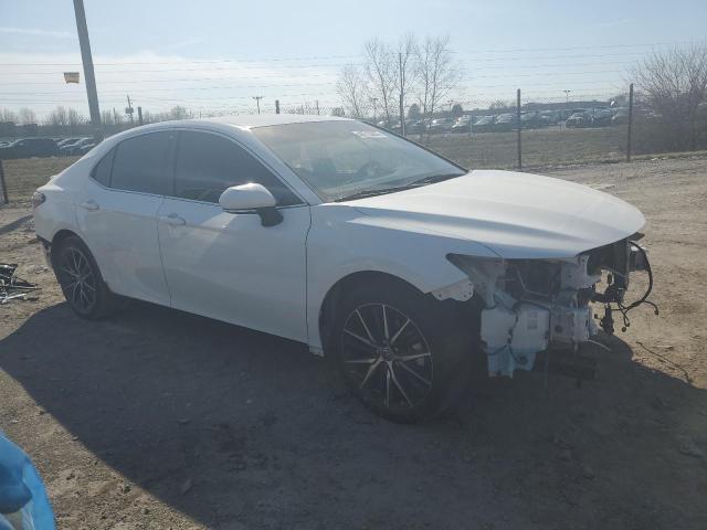 4T1G11AK3PU788840 - 2023 TOYOTA CAMRY SE NIGHT SHADE WHITE photo 4