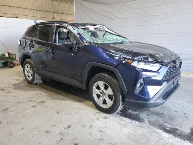 2T3P1RFV5KW008760 - 2019 TOYOTA RAV4 XLE BLUE photo 4