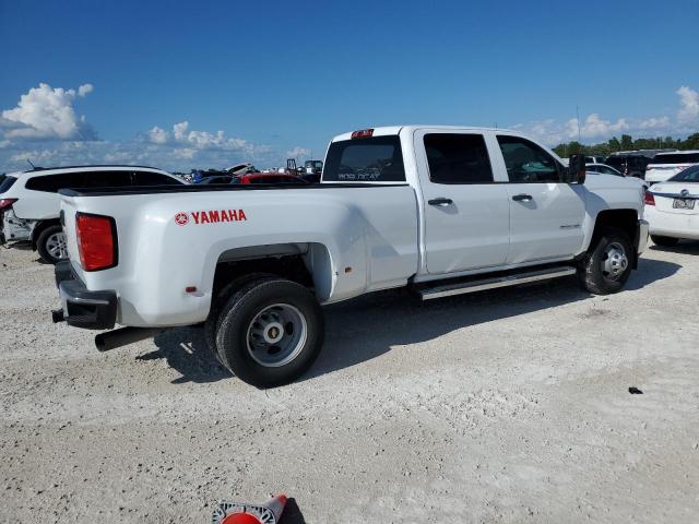 1GC4KYEY1JF111874 - 2018 CHEVROLET SILVERADO K3500 WHITE photo 3