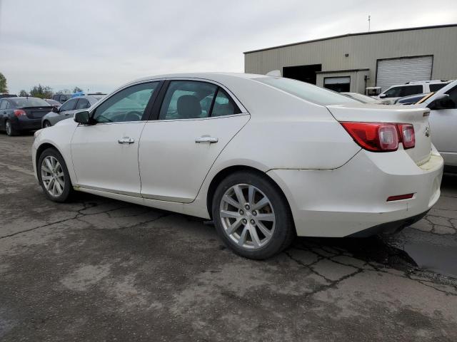 1G11H5SA0DF288615 - 2013 CHEVROLET MALIBU LTZ WHITE photo 2