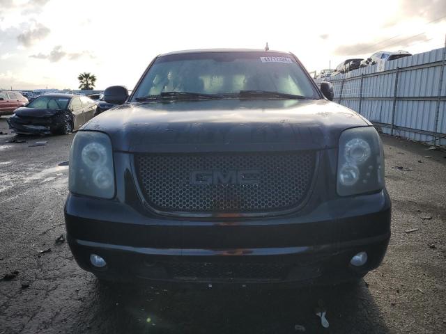 1GKFK63897J363091 - 2007 GMC YUKON DENALI BLACK photo 5