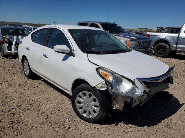 3N1CN7AP9GL901435 - 2016 NISSAN VERSA S WHITE photo 4