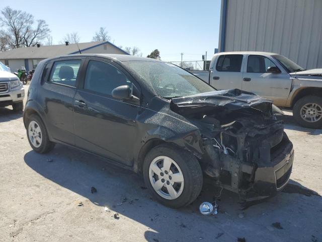 1G1JA6SH5E4208245 - 2014 CHEVROLET SONIC LS BLACK photo 4