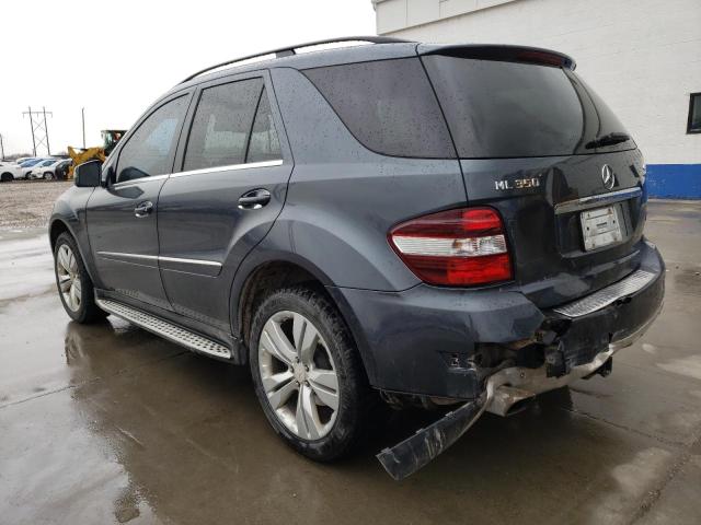 4JGBB8GBXBA671676 - 2011 MERCEDES-BENZ ML 350 4MATIC GRAY photo 2