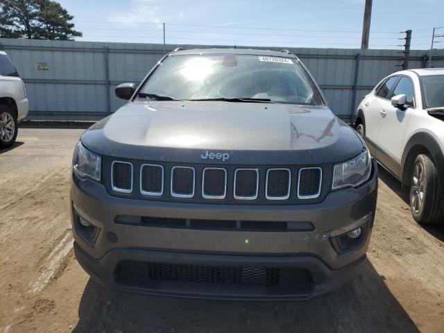 3C4NJDBB5LT150475 - 2020 JEEP COMPASS LATITUDE GRAY photo 5