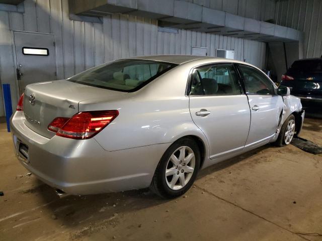 4T1BK36B37U245712 - 2007 TOYOTA AVALON XL SILVER photo 3