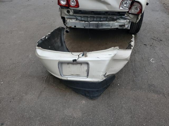 1G1ZE5EB4AF154086 - 2010 CHEVROLET MALIBU LTZ თეთრი ფოტო 12