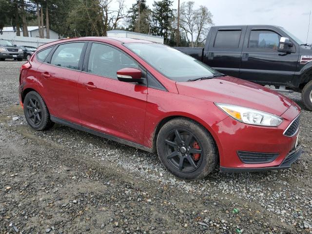 1FADP3K26HL278544 - 2017 FORD FOCUS SE RED photo 4