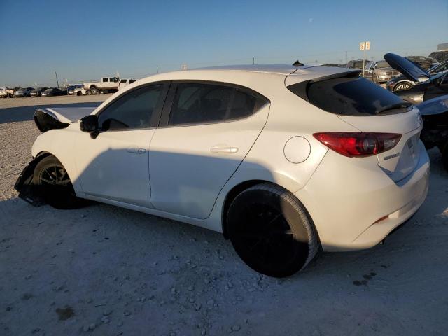 3MZBN1L37JM257772 - 2018 MAZDA 3 TOURING WHITE photo 2